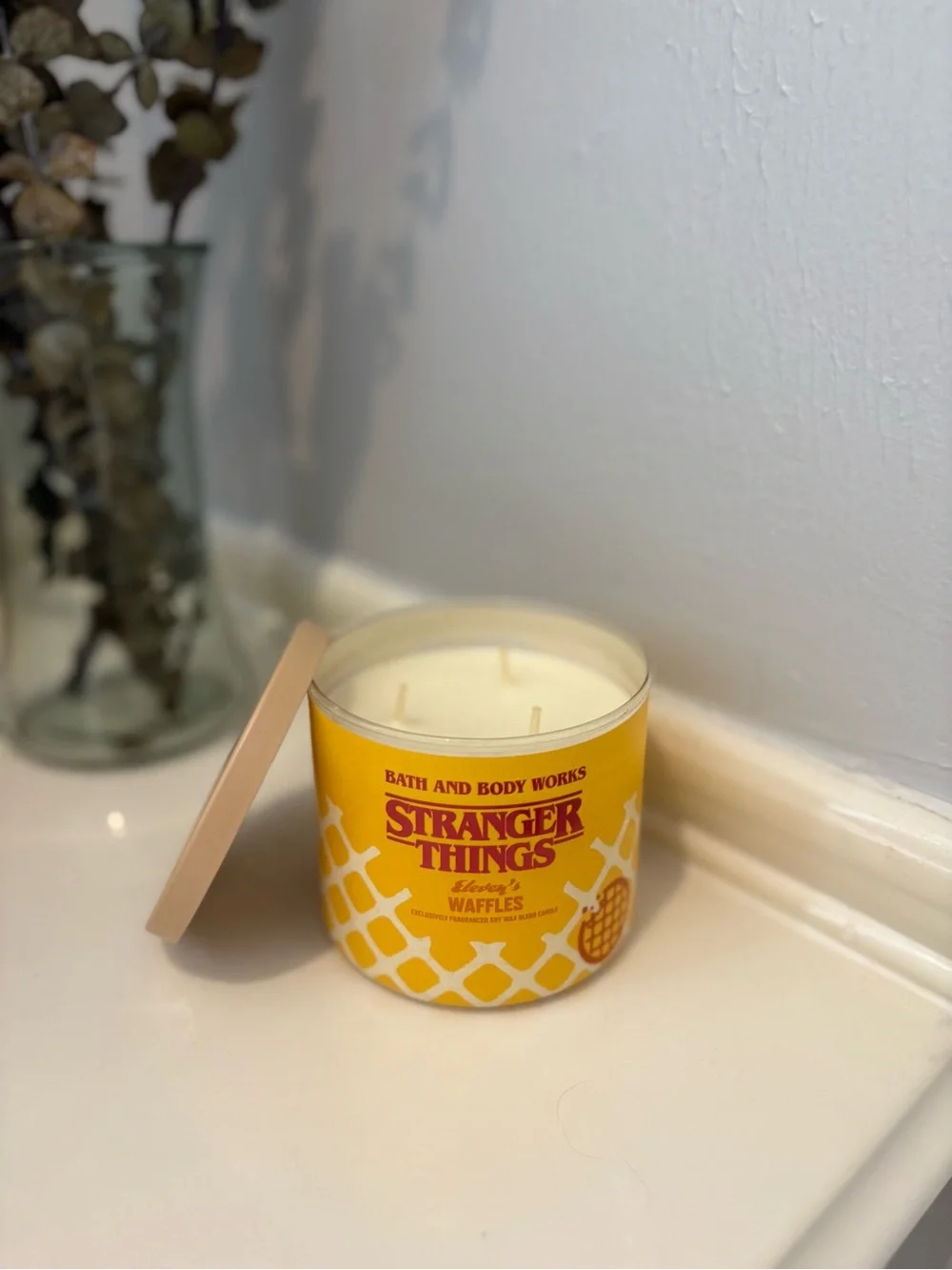 Bath & Body Works Stranger Things Eggo Waffles Body Cream - Yellow, Beige